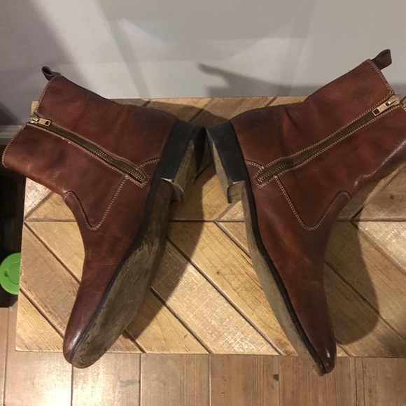 Brown leather boots main image 5